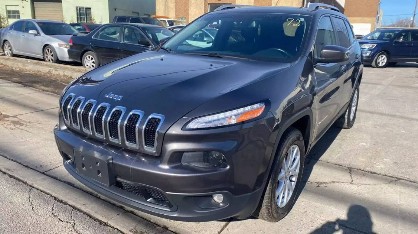 2017 Jeep Cherokee Latitude — SUV — 99,460 mi — Mountain Lakes, NJ