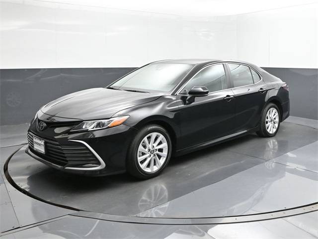 2024 Toyota Camry LE — Sedan — 24,646 mi — Beaumont, TX