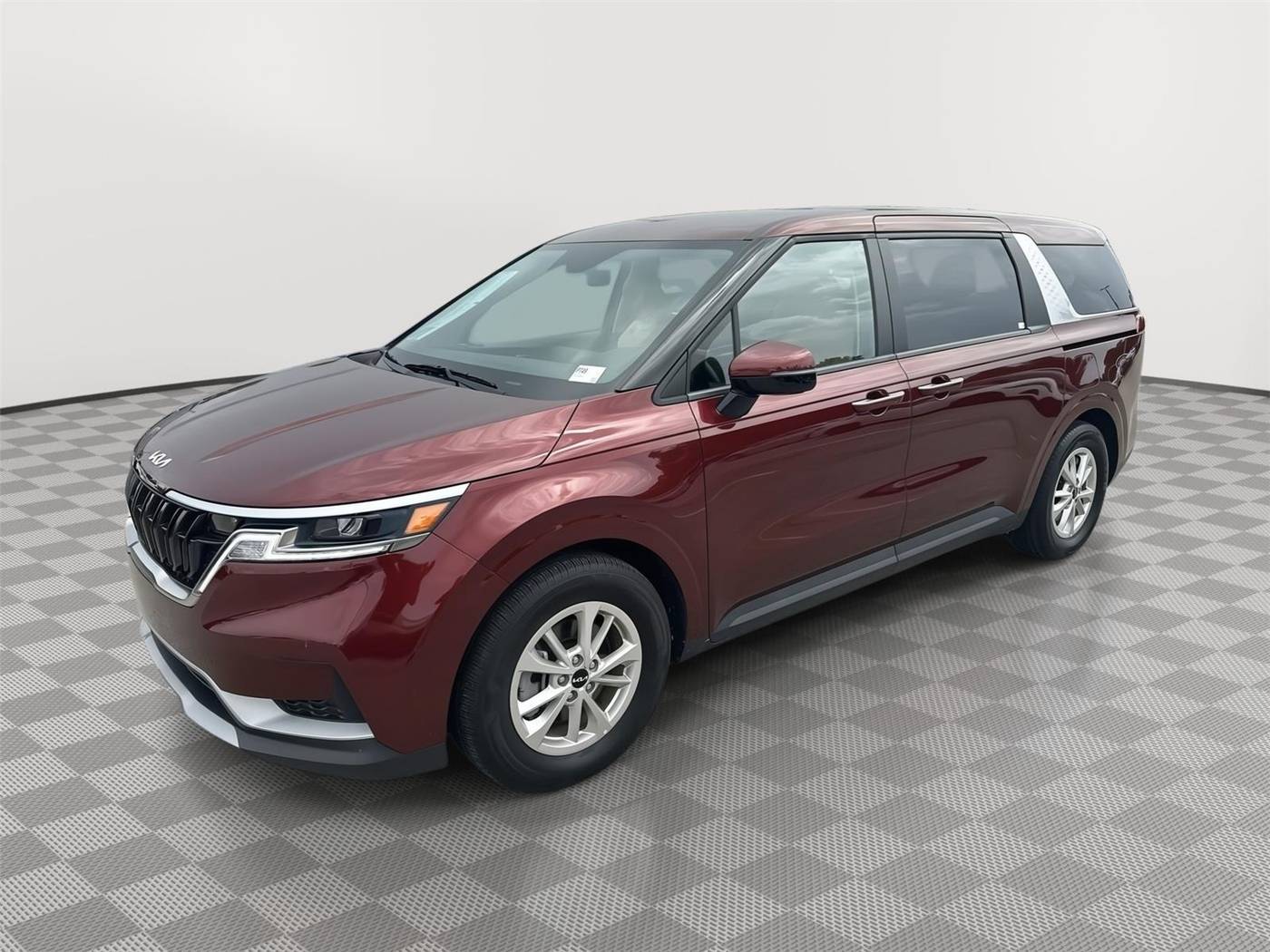 2024 Kia Carnival LXS — Minivan — 18,634 mi — Homestead, FL