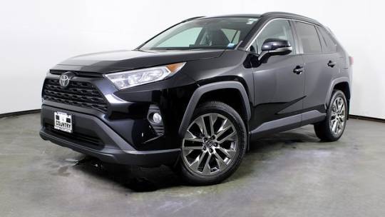 2020 Toyota RAV4 XLE Premium — SUV — 23,750 mi — Mechanicville, NY