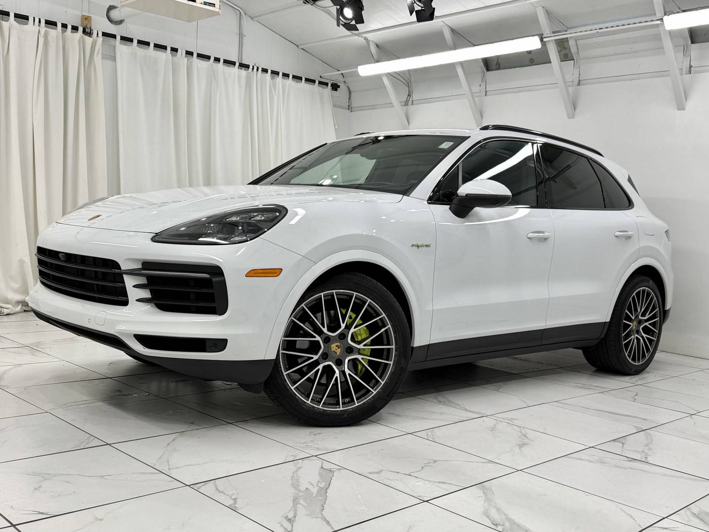 2022 Porsche Cayenne E-Hybrid — SUV — 26,850 mi — Newark, DE