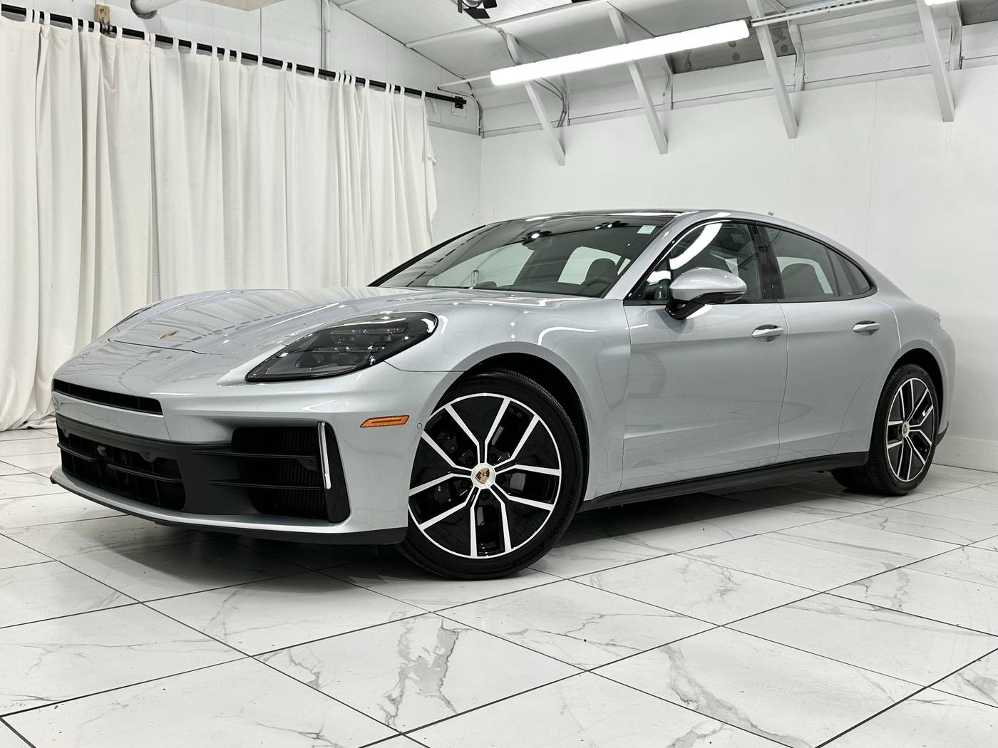 2024 Porsche Panamera 4 — Hatchback — 7,050 mi — Newark, DE