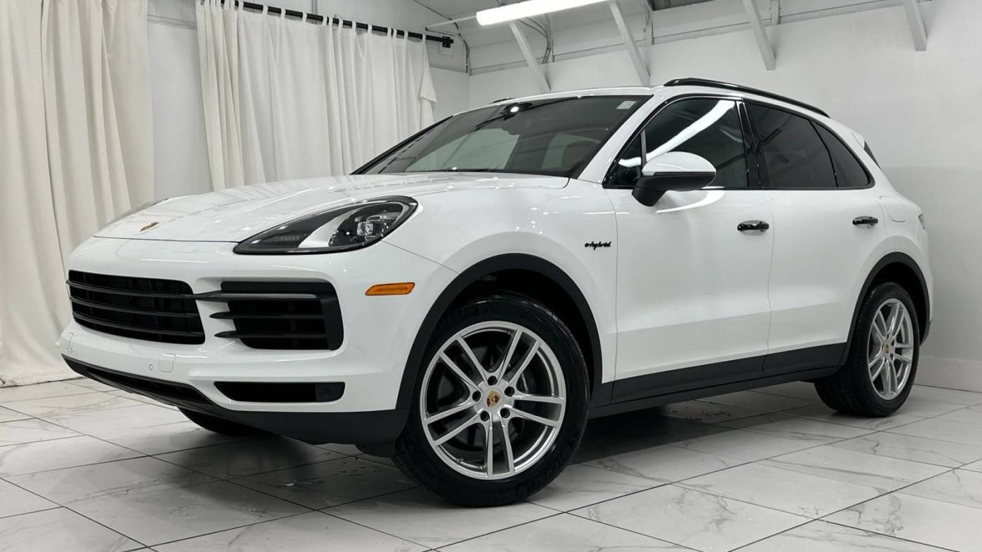 2022 Porsche Cayenne E-Hybrid — SUV — 26 mi — Newark, DE