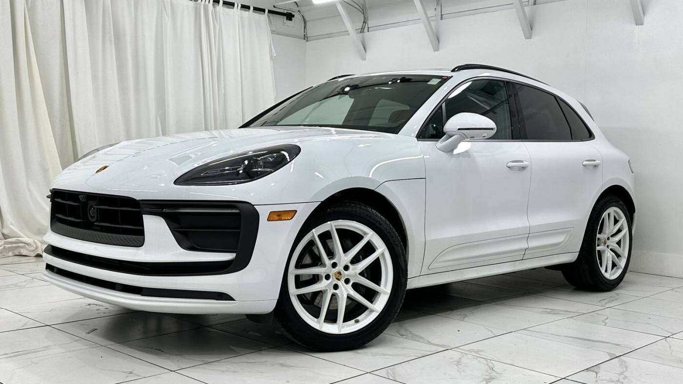 2024 Porsche Macan Standard — SUV — 3,830 mi — Newark, DE