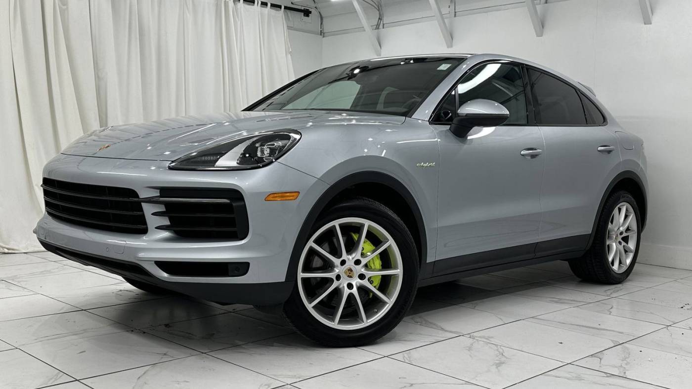 2021 Porsche Cayenne E-Hybrid Coupe