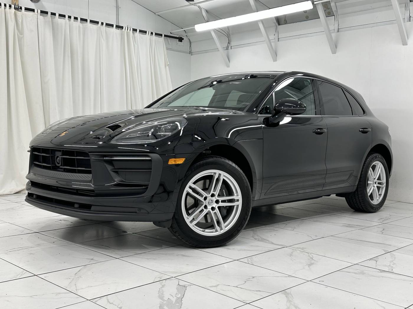 2024 Porsche Macan Standard — SUV — 6,156 mi — Newark, DE