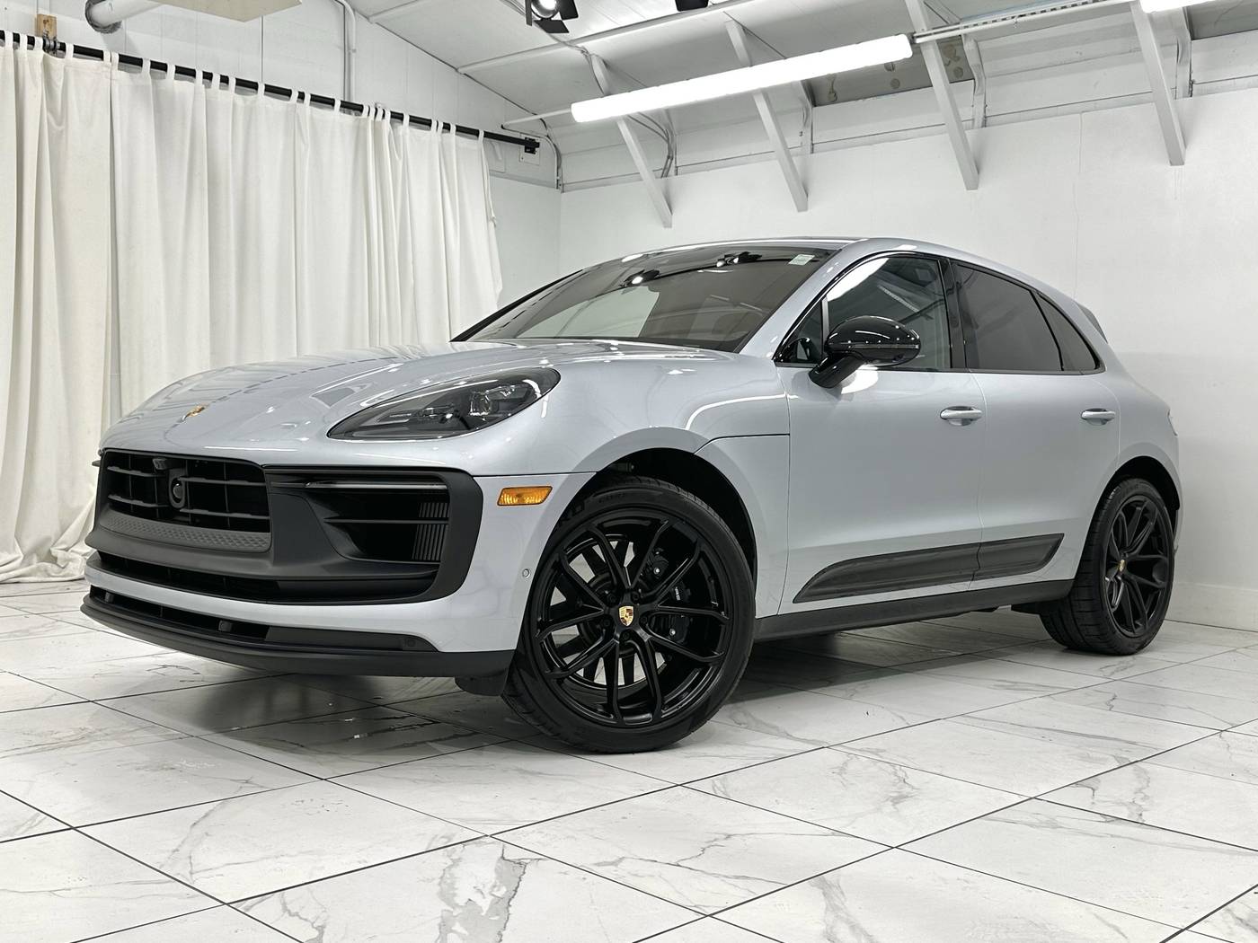 2025 Porsche Macan GTS — SUV — 7,432 mi — Newark, DE