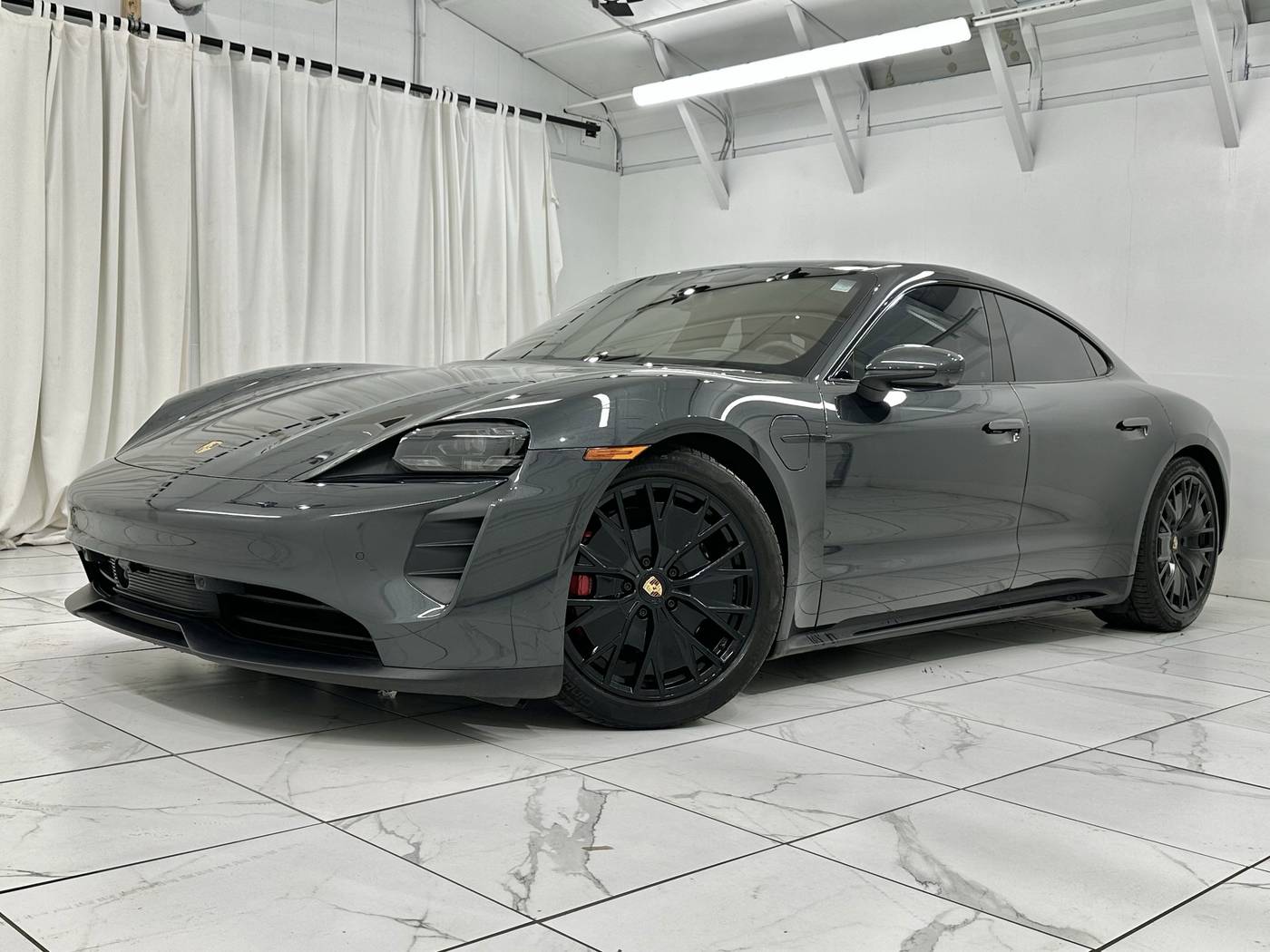 2022 Porsche Taycan GTS — Sedan — 18,250 mi — Newark, DE