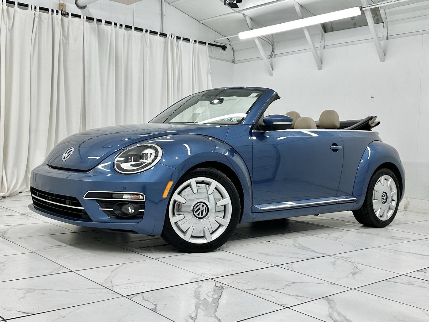 2019 Volkswagen Beetle SE — Convertible — 44,859 mi — Newark, DE