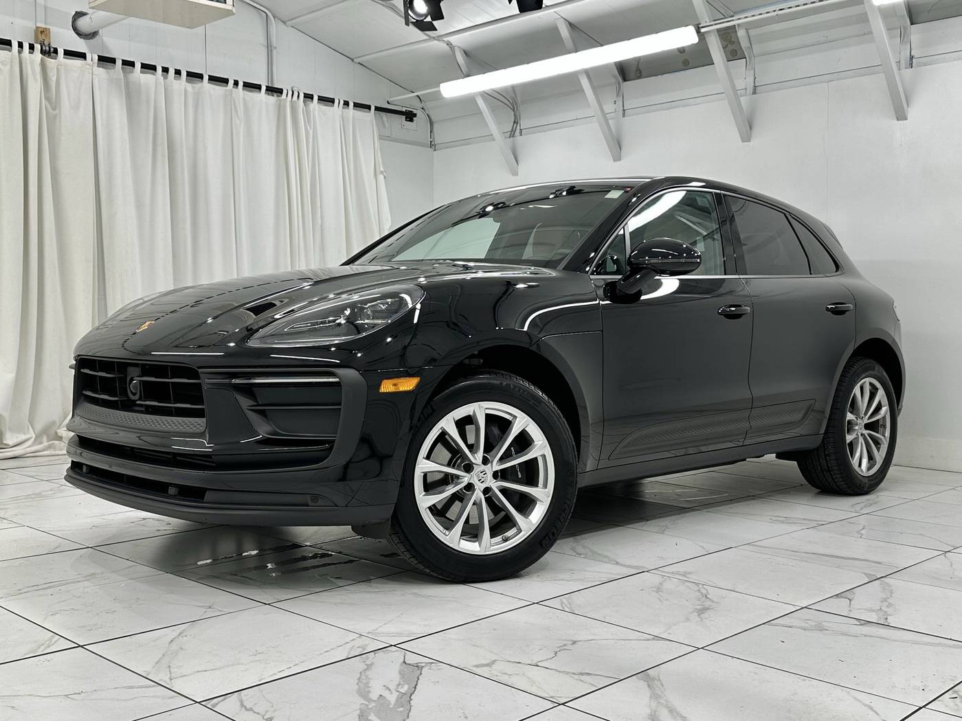 2024 Porsche Macan Standard — SUV — 6,712 mi — Newark, DE