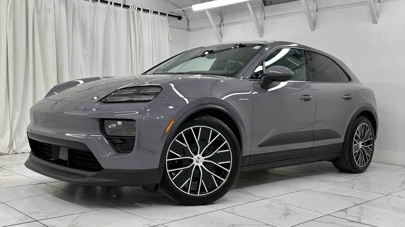 2024 Porsche Macan Electric 4 — SUV — 25 mi — Newark, DE