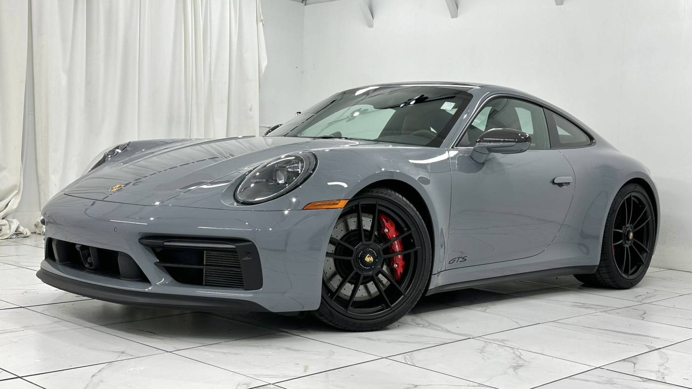 2024 Porsche 911 Carrera 4 GTS
