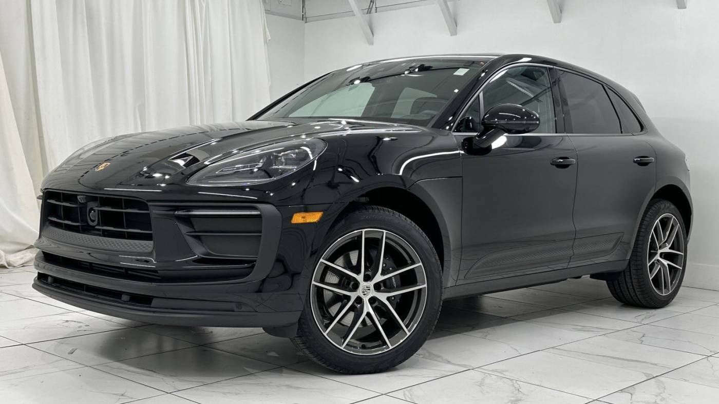 2024 Porsche Macan Standard — SUV — 5,919 mi — Newark, DE