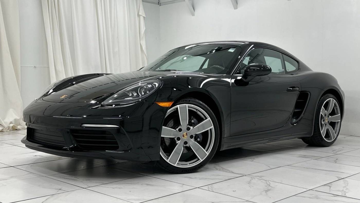 2024 Porsche 718 Cayman Standard — Coupe — 4,550 mi — Newark, DE