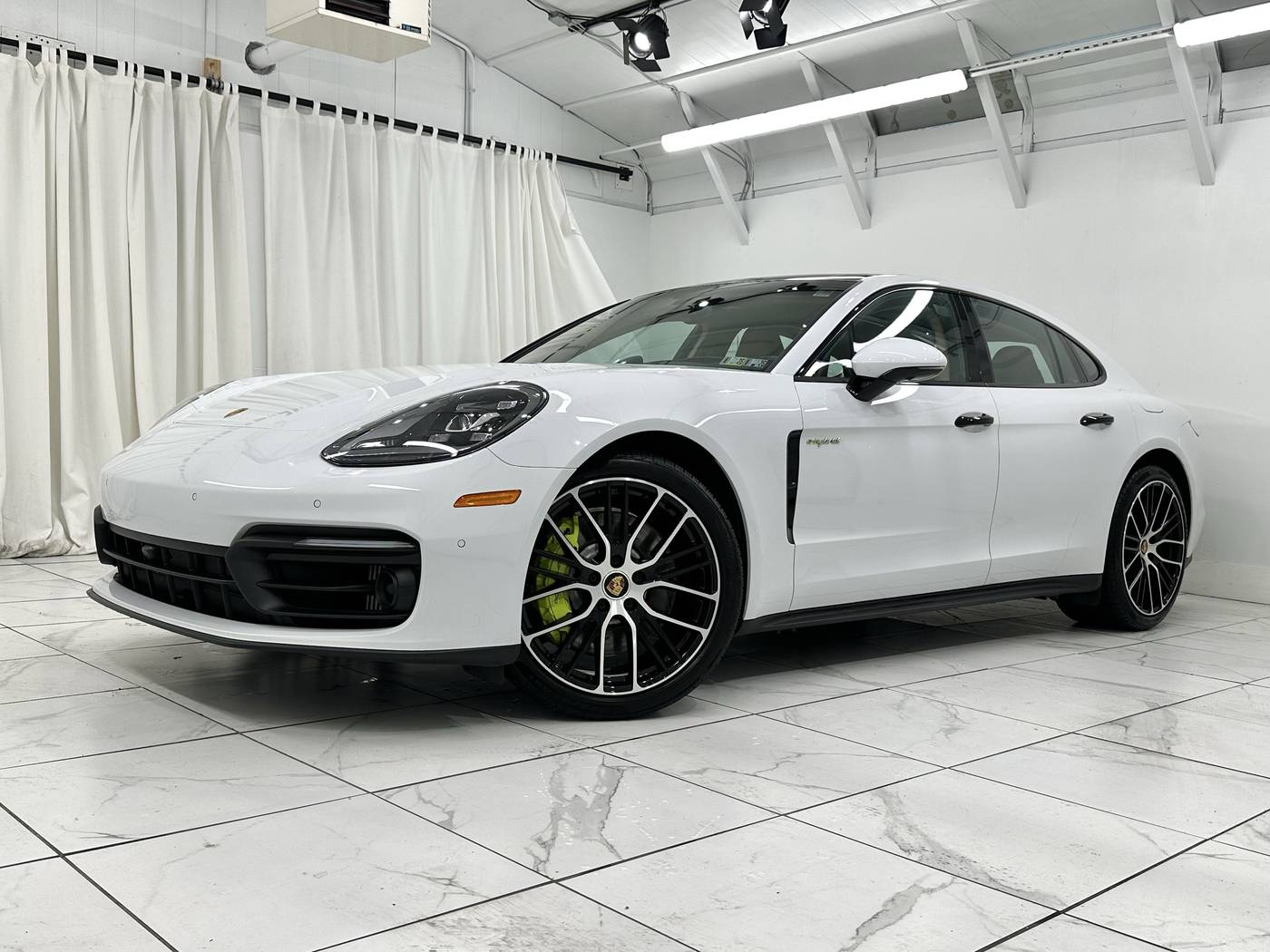 2023 Porsche Panamera 4 E-Hybrid — Hatchback — 25,399 mi — Newark, DE
