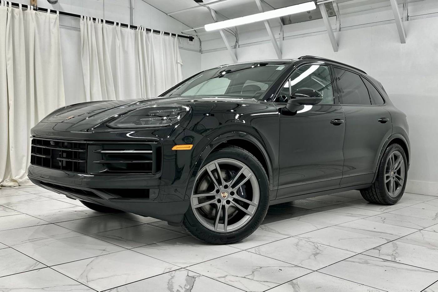2025 Porsche Cayenne Cayenne — SUV — 33 mi — Newark, DE