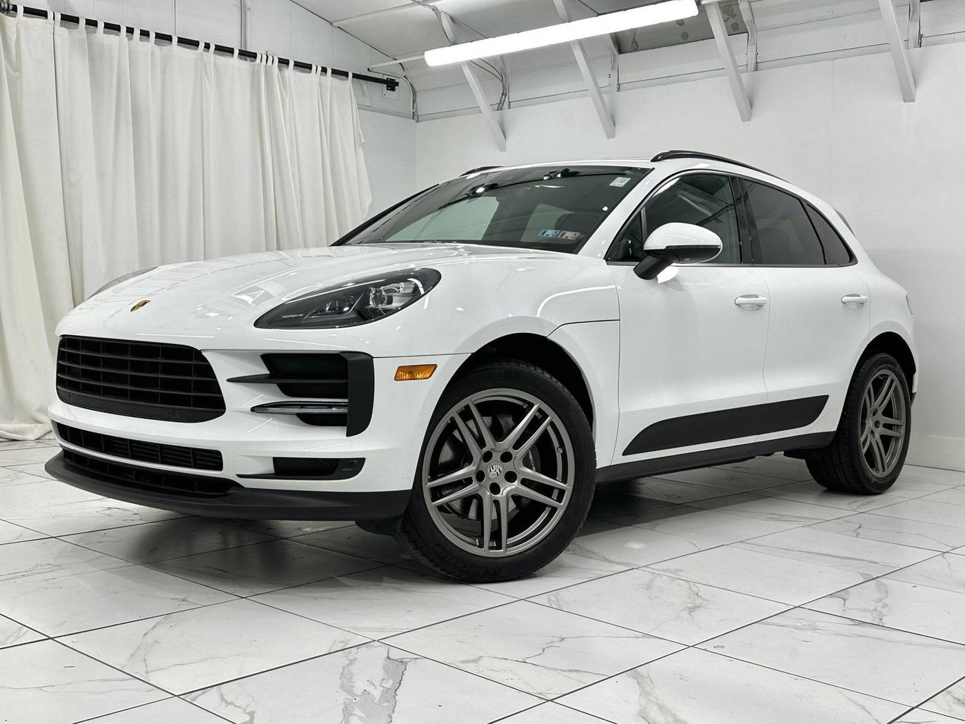 2021 Porsche Macan Standard — SUV — 32,798 mi — Newark, DE