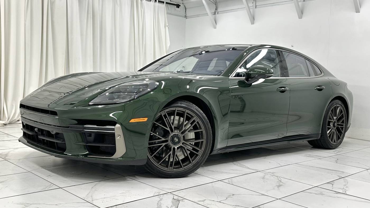 2025 Porsche Panamera Turbo E-Hybrid