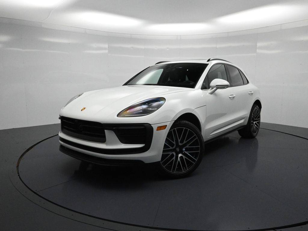 2025 Porsche Macan Macan — SUV — 3,063 mi — Naples, FL