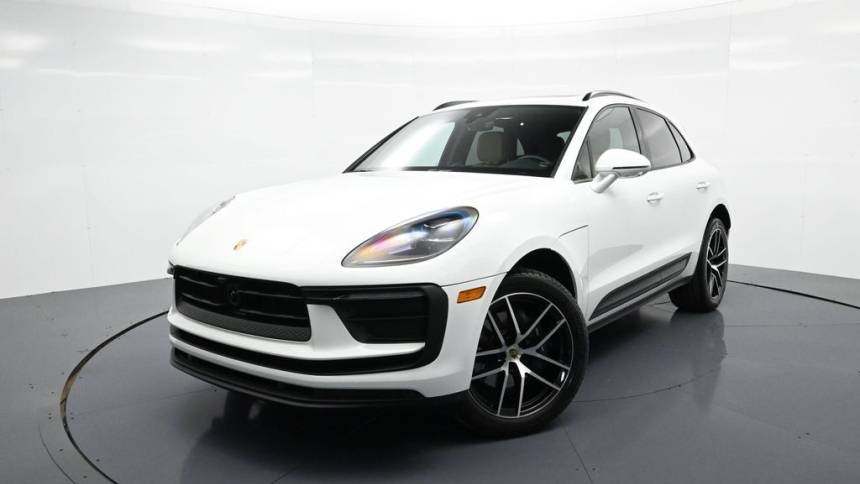 2025 Porsche Macan Standard — SUV — 2,018 mi — Naples, FL