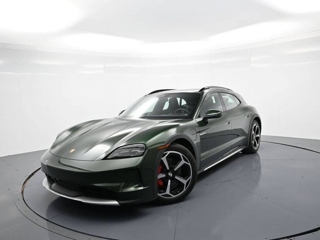 2025 Porsche Taycan 4S — Wagon — 2,561 mi — Naples, FL