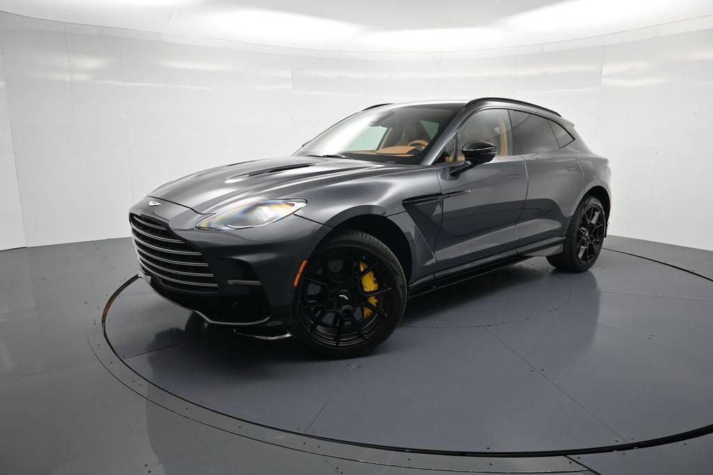 2025 Aston Martin DBX 707