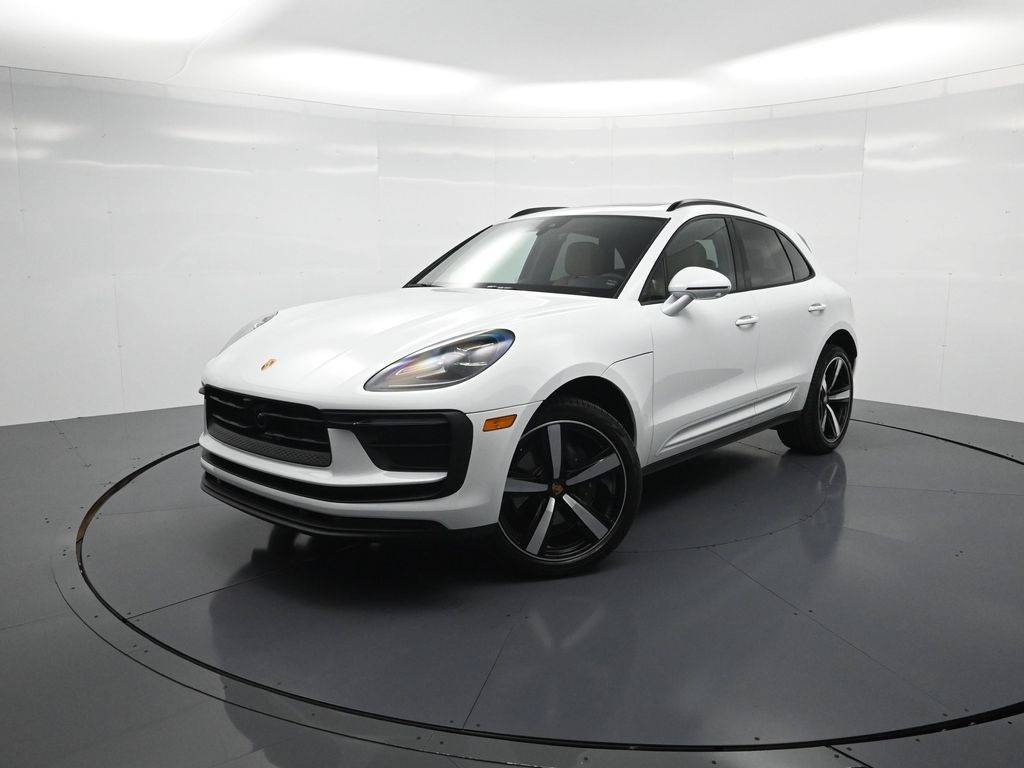 2025 Porsche Macan Standard — SUV — 3,559 mi — Naples, FL