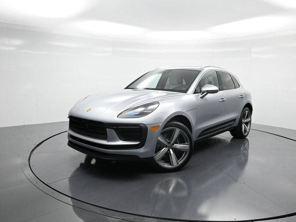 2025 Porsche Macan Macan — SUV — 3,386 mi — Naples, FL