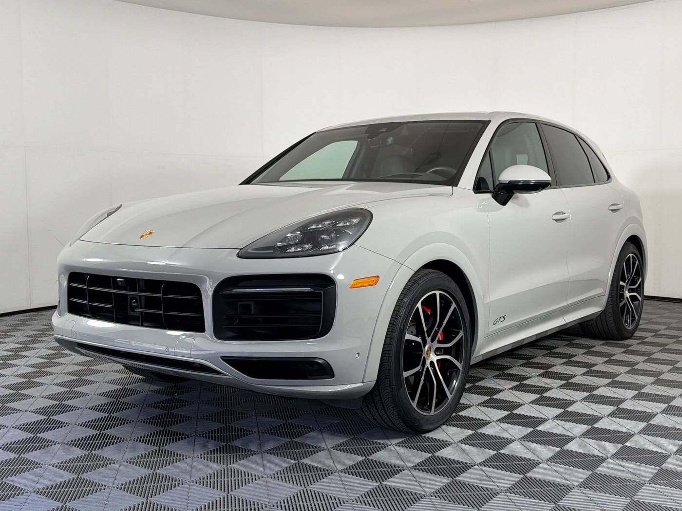 2022 Porsche Cayenne GTS