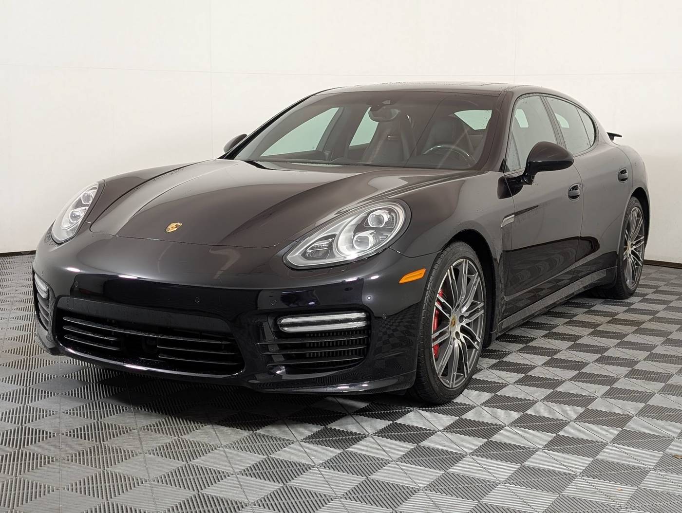 2016 Porsche Panamera Turbo