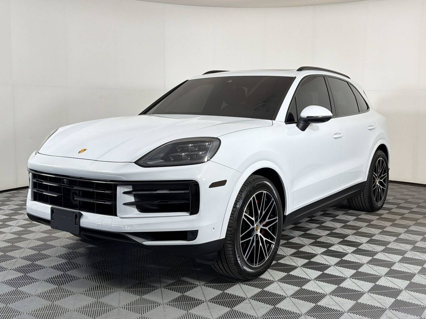 2024 Porsche Cayenne S