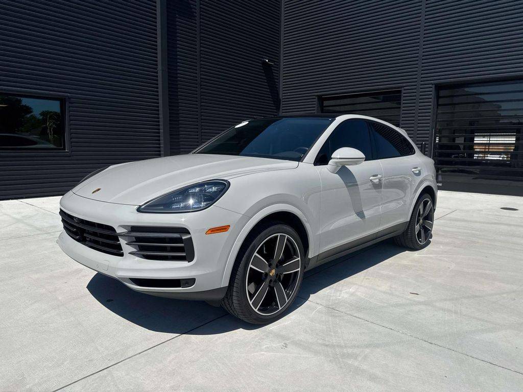 2023 Porsche Cayenne S Platinum Edition