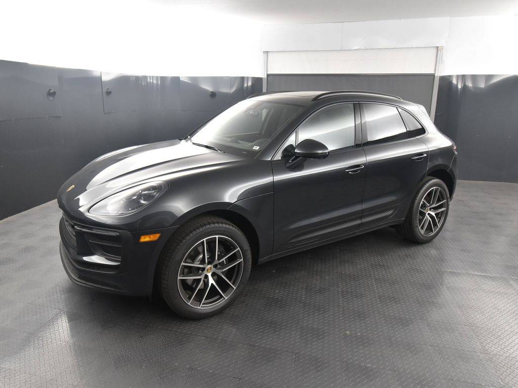 2024 Porsche Macan Standard — SUV — 13 mi — Rochester, NY
