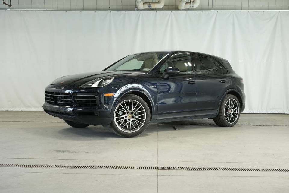 2023 Porsche Cayenne E-Hybrid Platinum Edition — SUV — 9,510 mi — Salt Lake City, UT