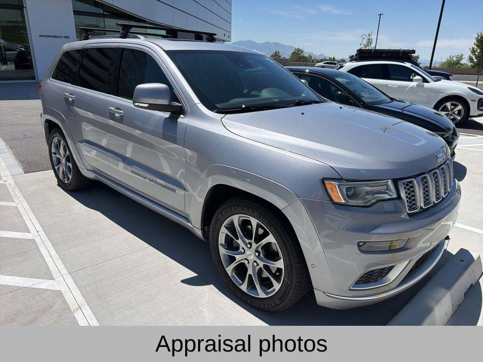 2020 Jeep Grand Cherokee Summit