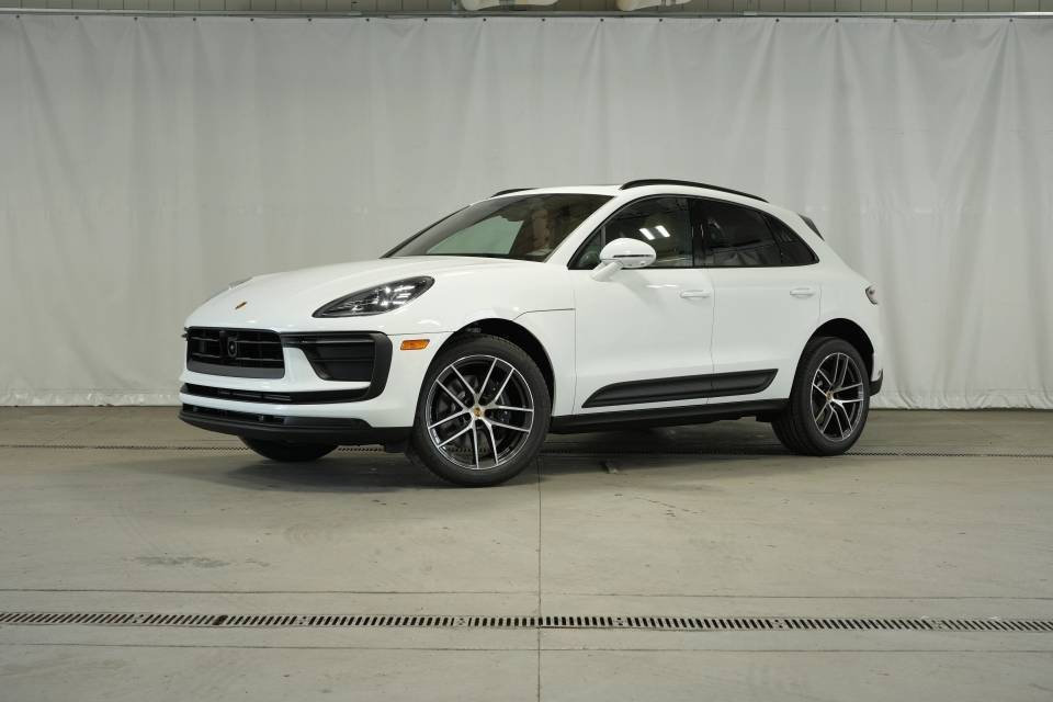 2025 Porsche Macan Macan — SUV — 5,886 mi — Salt Lake City, UT
