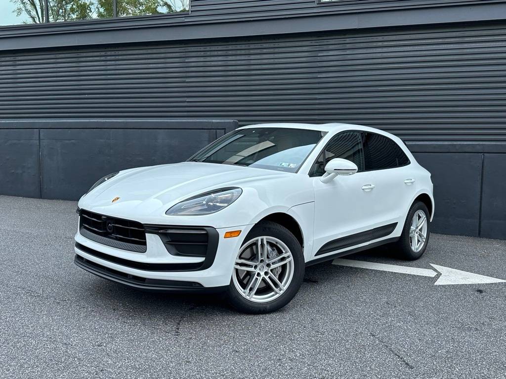2025 Porsche Macan Standard — SUV — 7,806 mi — Newtown Square, PA