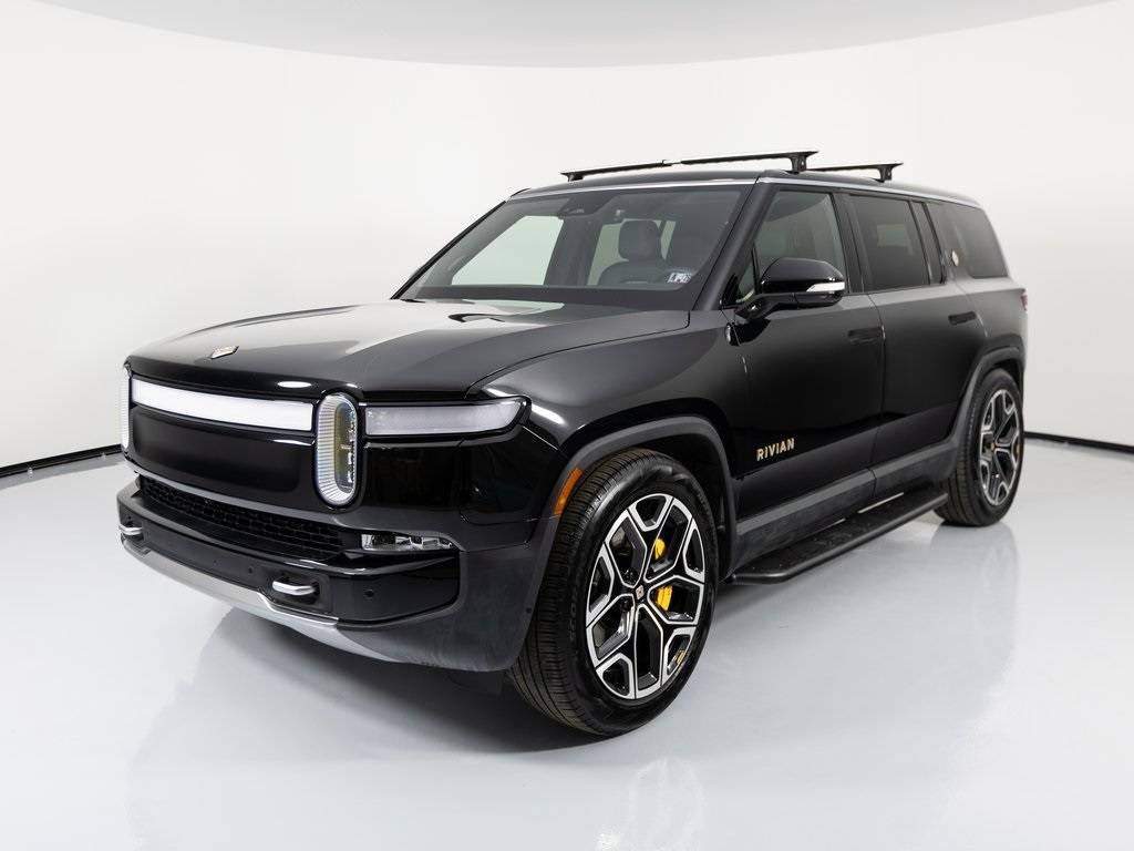 2022 Rivian R1S