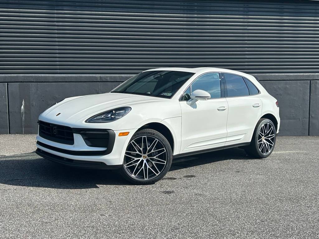 2025 Porsche Macan Standard — SUV — 7,067 mi — Newtown Square, PA