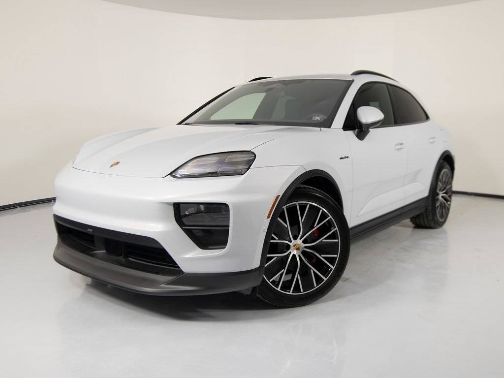 2025 Porsche Macan Electric 4S Electric — SUV — 3,460 mi — Newtown Square, PA