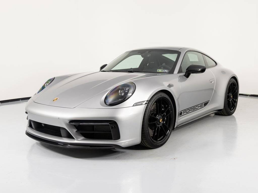 2024 Porsche 911 Carrera GTS — Coupe — 351 mi — Newtown Square, PA