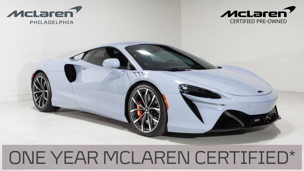 2023 McLaren Artura