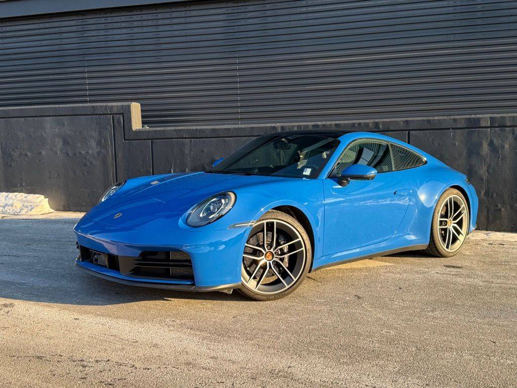 2025 Porsche 911 Carrera