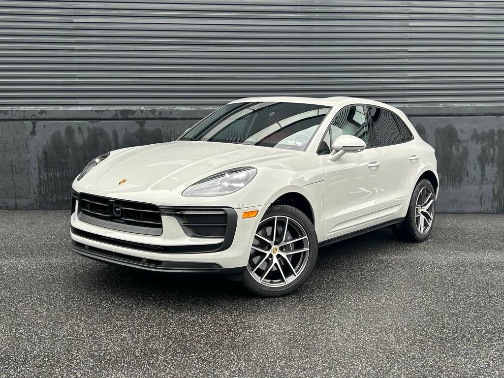 2025 Porsche Macan Macan — SUV — 9,801 mi — Newtown Square, PA