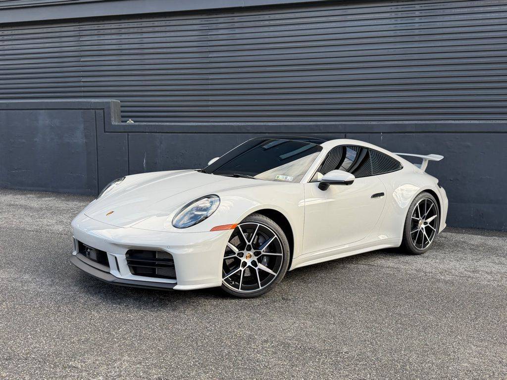 2025 Porsche 911 Carrera T