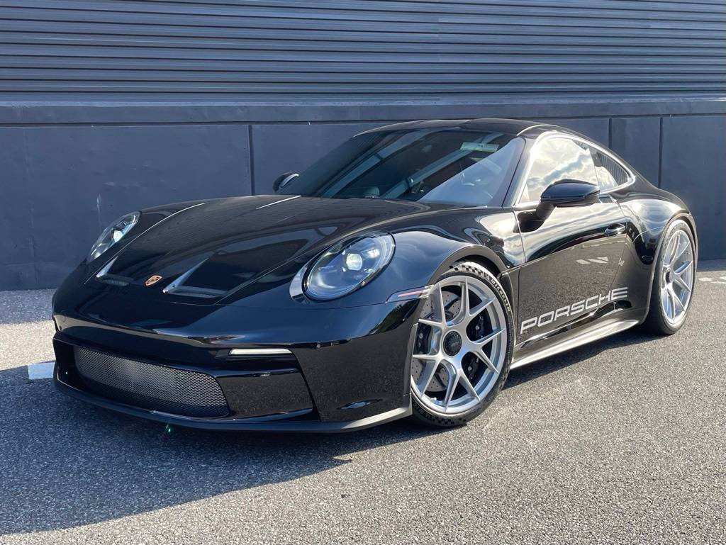 2024 Porsche 911 S/T — Coupe — 1,395 mi — Newtown Square, PA