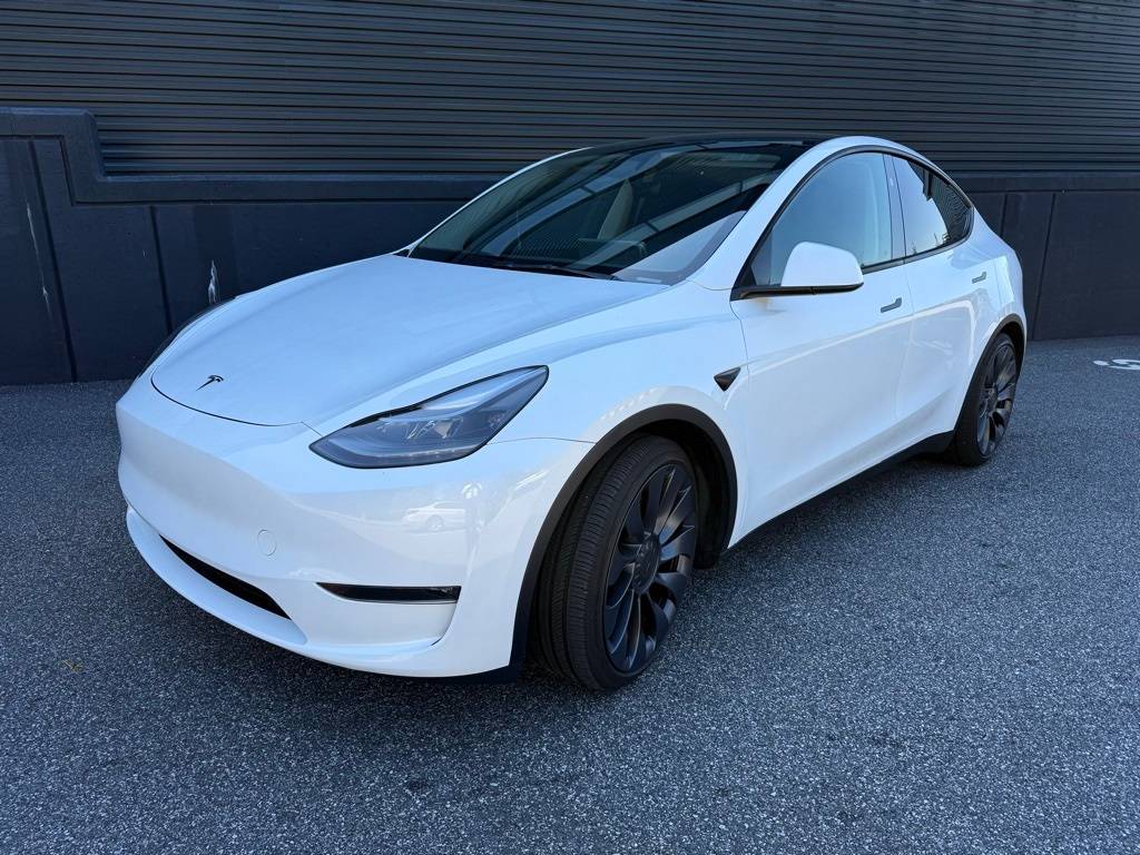 2024 Tesla Model Y Performance — SUV — 12,982 mi — Newtown Square, PA