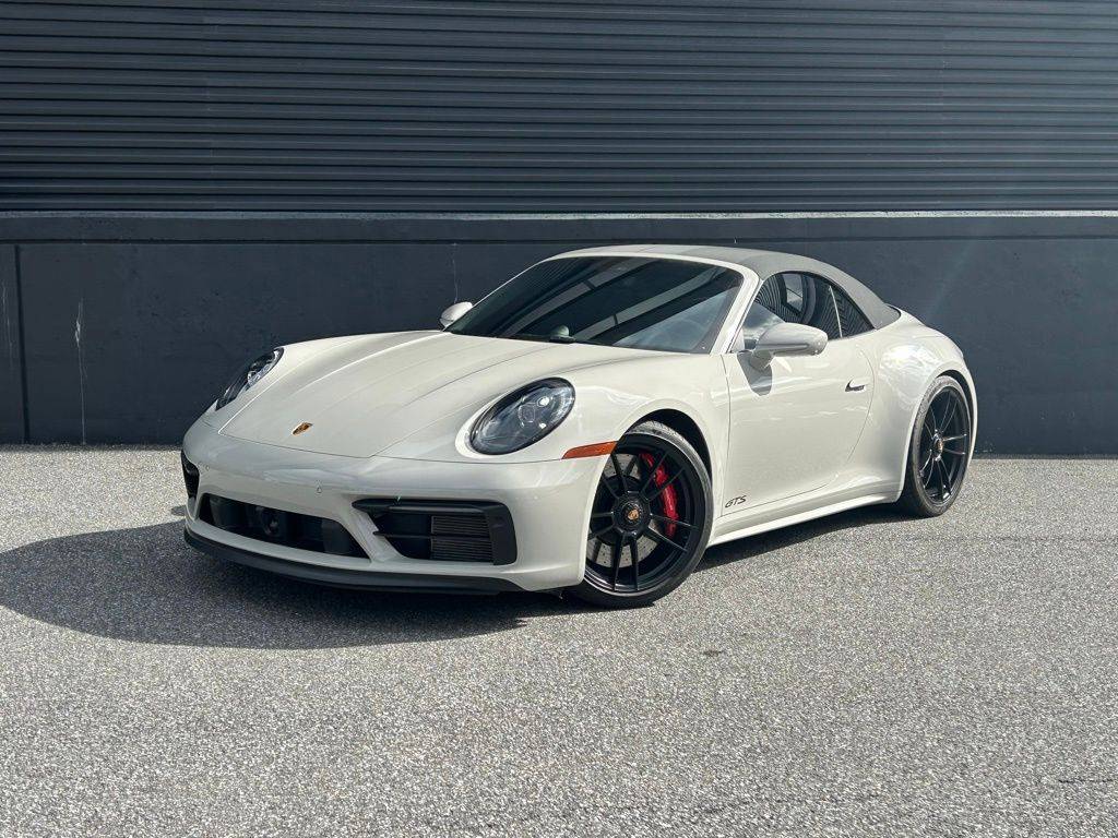 2022 Porsche 911 Carrera GTS
