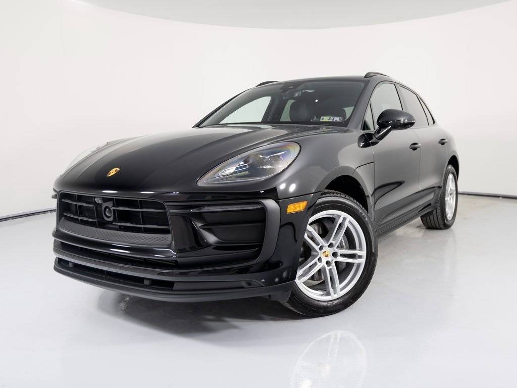 2025 Porsche Macan Macan — SUV — 6,031 mi — Newtown Square, PA