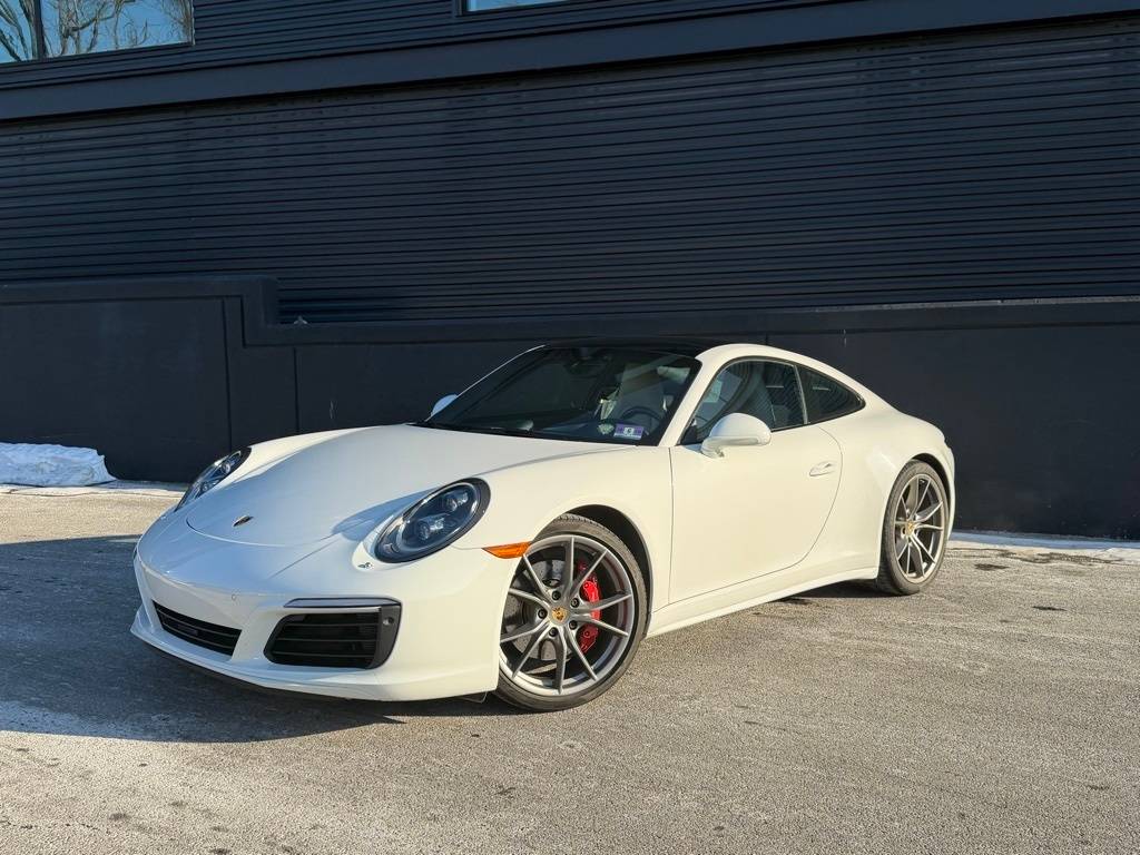 2017 Porsche 911 Carrera 4S